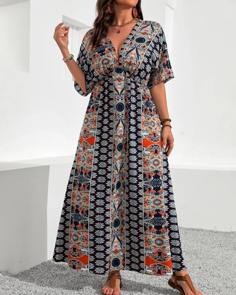 Abito svasato boho floreale taglie comode con scollo a V